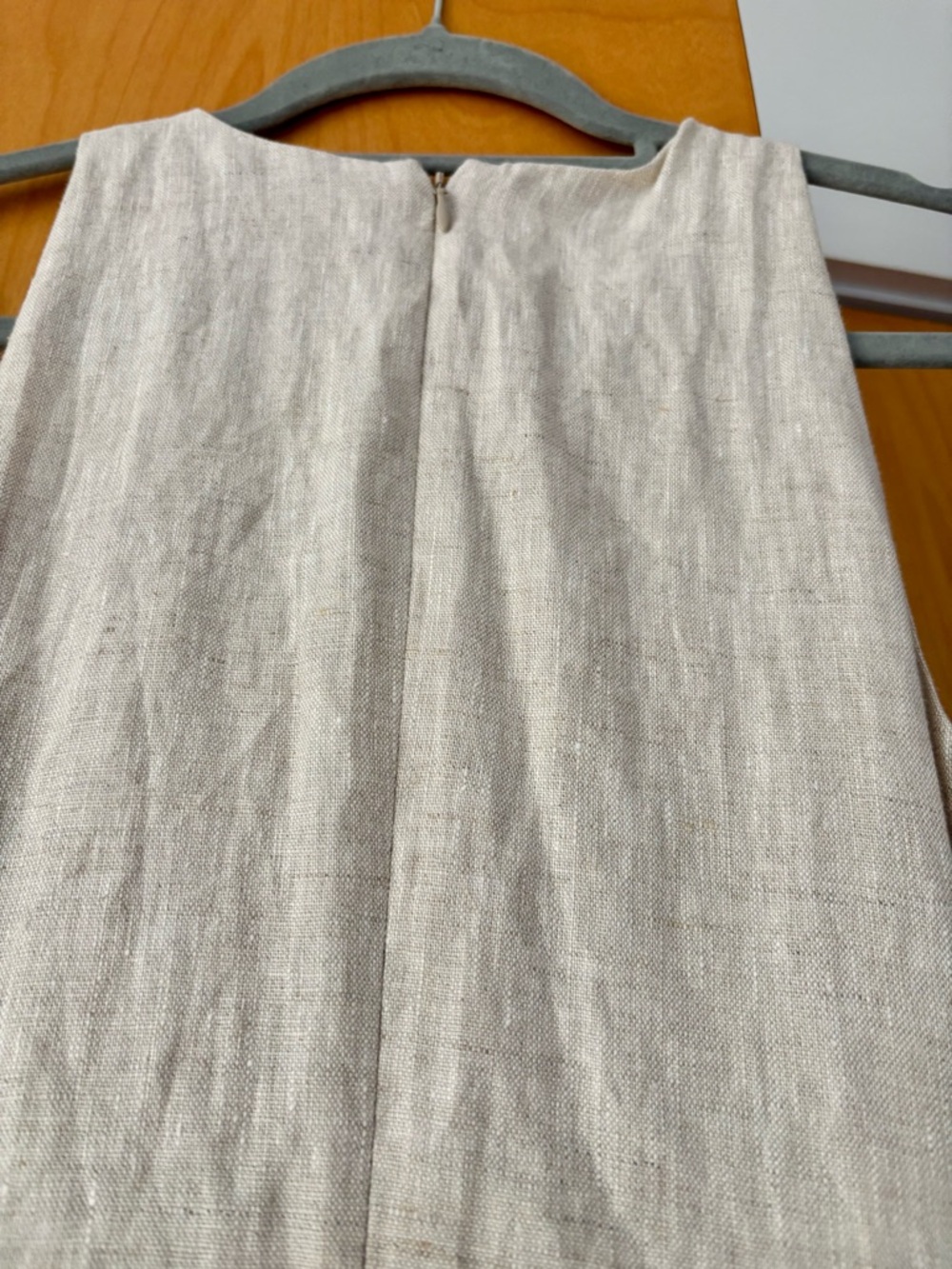 LPA Linen Sleeveless Maxi Dress in Light Beige with Pockets!! - Picture 4 of 9